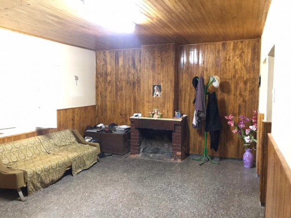 finca de 5500 m2 de plantacion de duraznos y casa de 120 m2 y galpon en Spinelli 751, El Cerrito