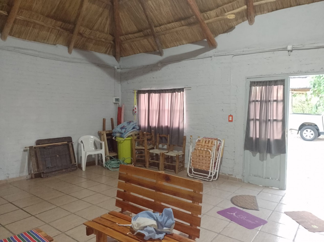 SE VENDE TERRENO DE 2000 M2 CON QUINCHO Y PISCINA