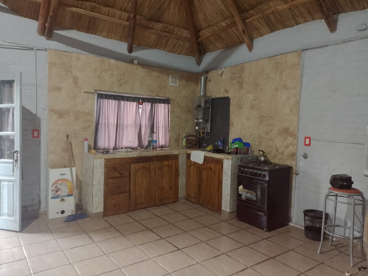 SE VENDE TERRENO DE 2000 M2 CON QUINCHO Y PISCINA