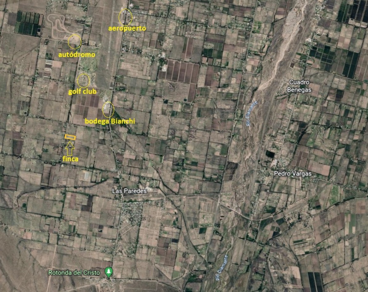 FINCA DE 2 HECTAREAS CON CASAS CERCA AEROPUERTO