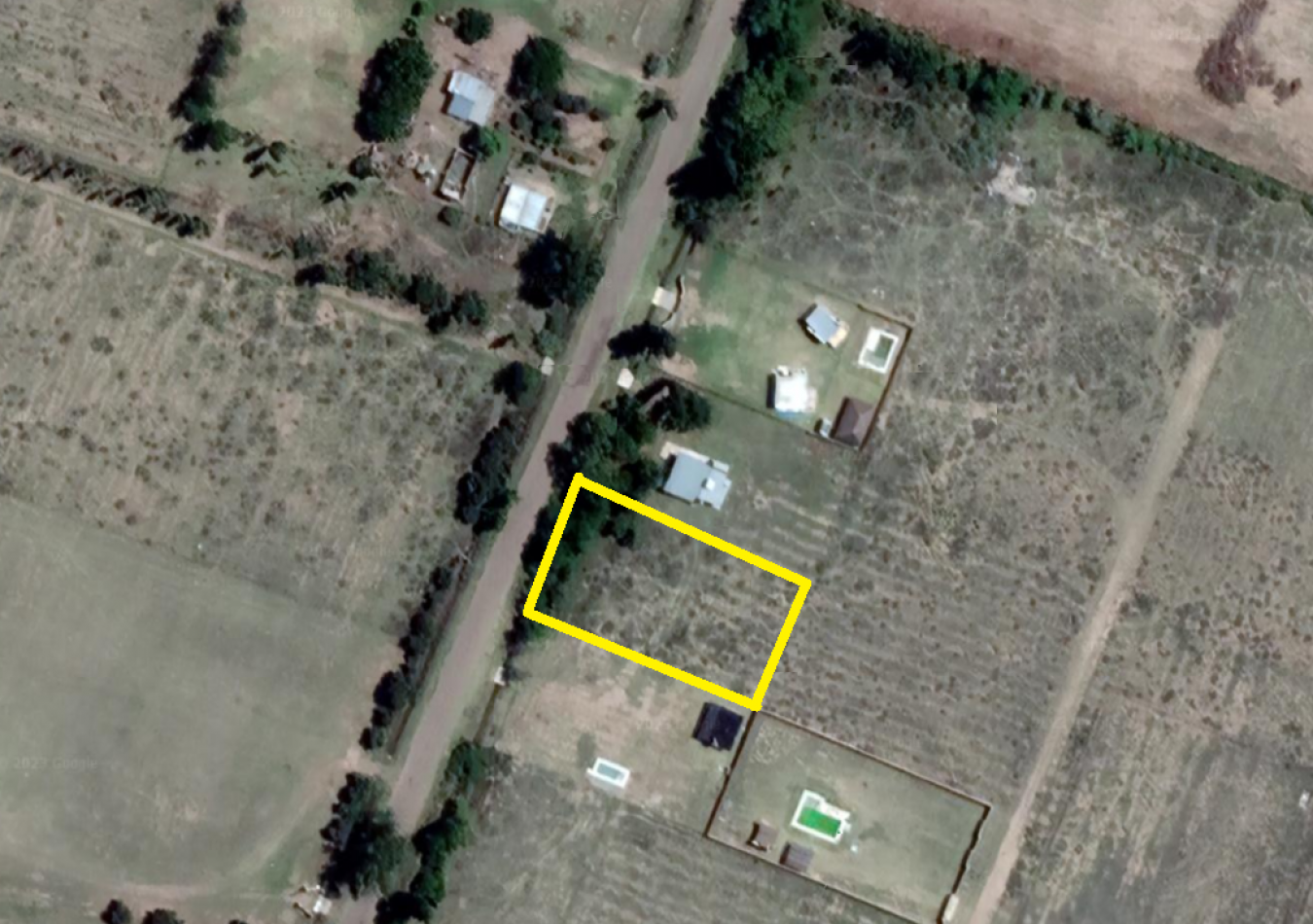 LOTE DE 2000m2 A 3Km DEL AEROPUERTO