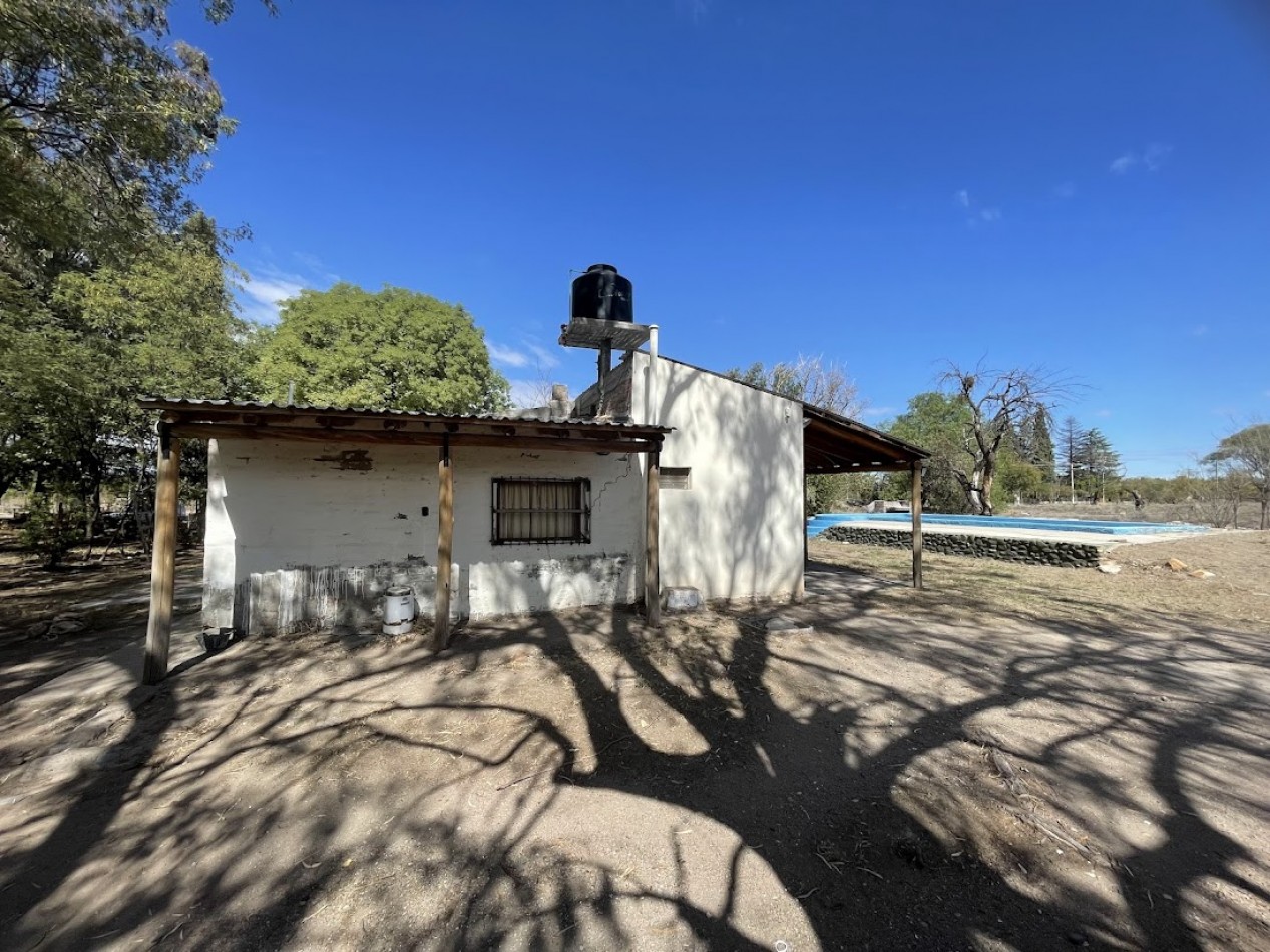 PROPIEDAD COMERCIAL SOBRE RUTA 143