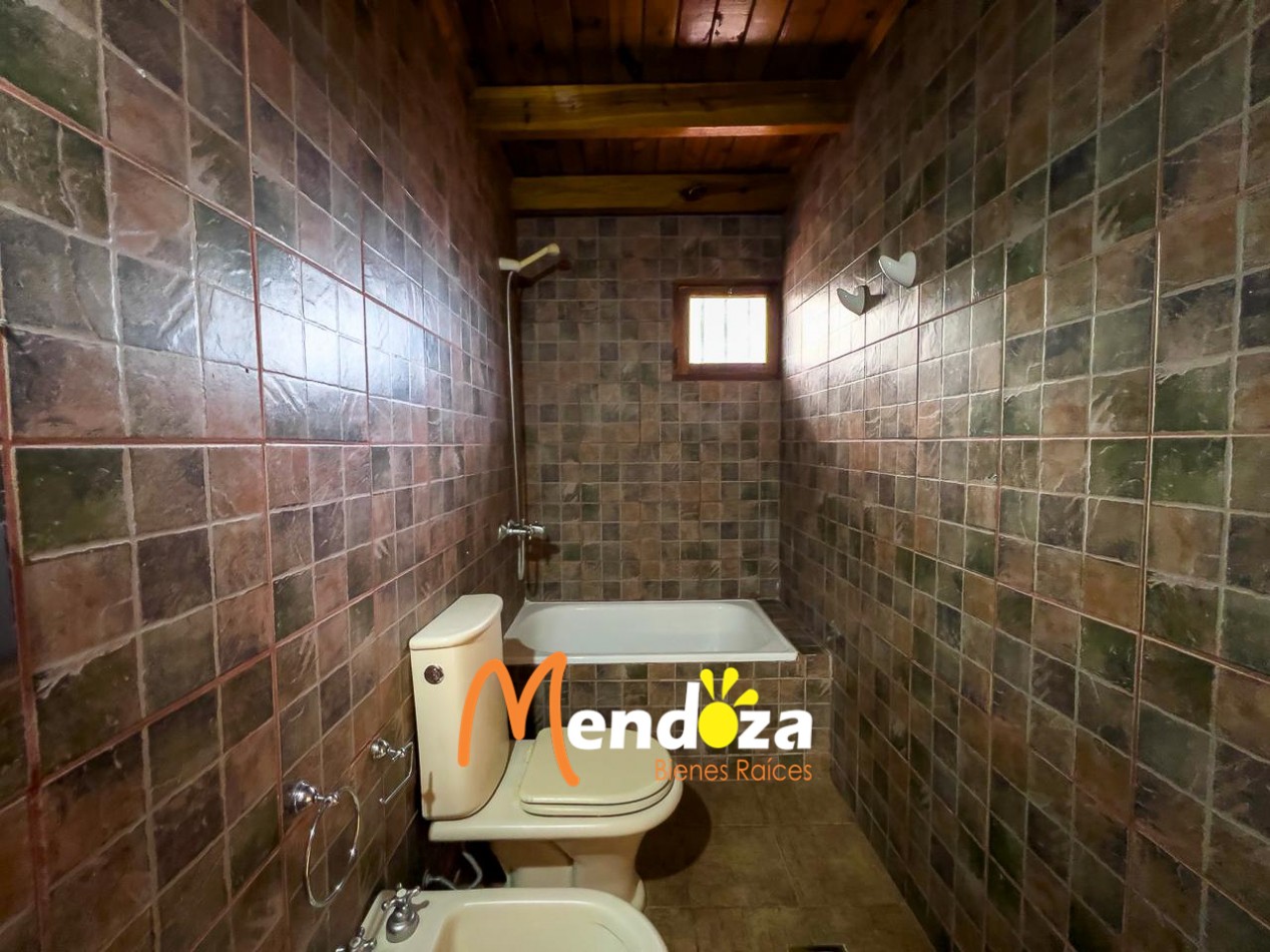 Casa en Alquiler con Piscina y Quincho en Las Paredes | Con Gas Natural