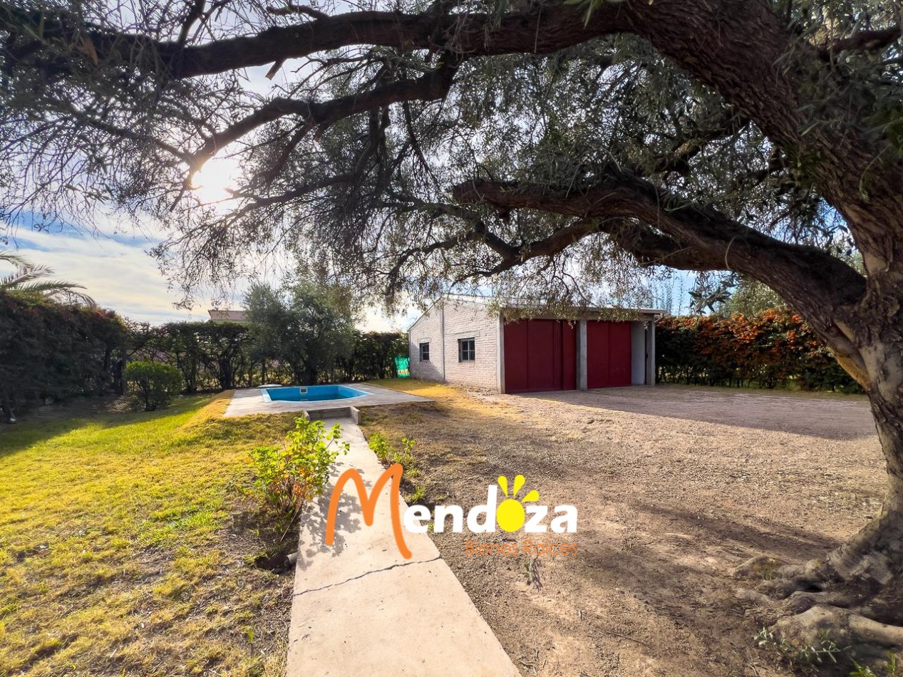 Casa en Alquiler con Piscina y Quincho en Las Paredes | Con Gas Natural