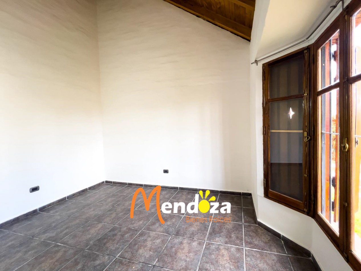 Casa en Alquiler con Piscina y Quincho en Las Paredes | Con Gas Natural