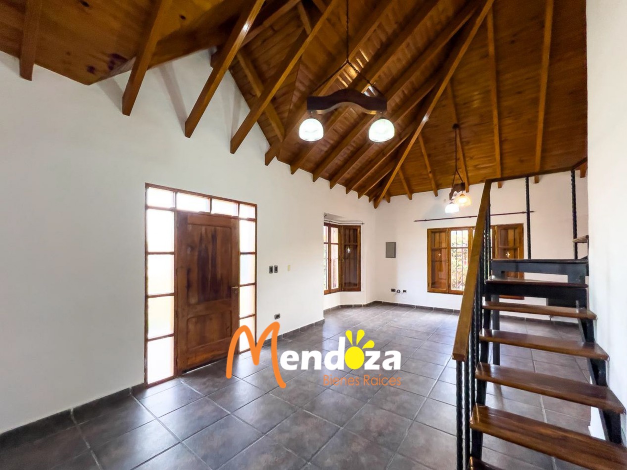 Casa en Alquiler con Piscina y Quincho en Las Paredes | Con Gas Natural