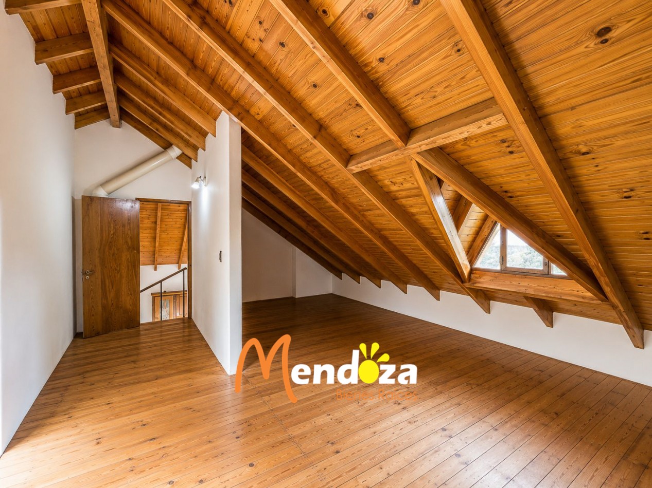 Casa en Alquiler con Piscina y Quincho en Las Paredes | Con Gas Natural