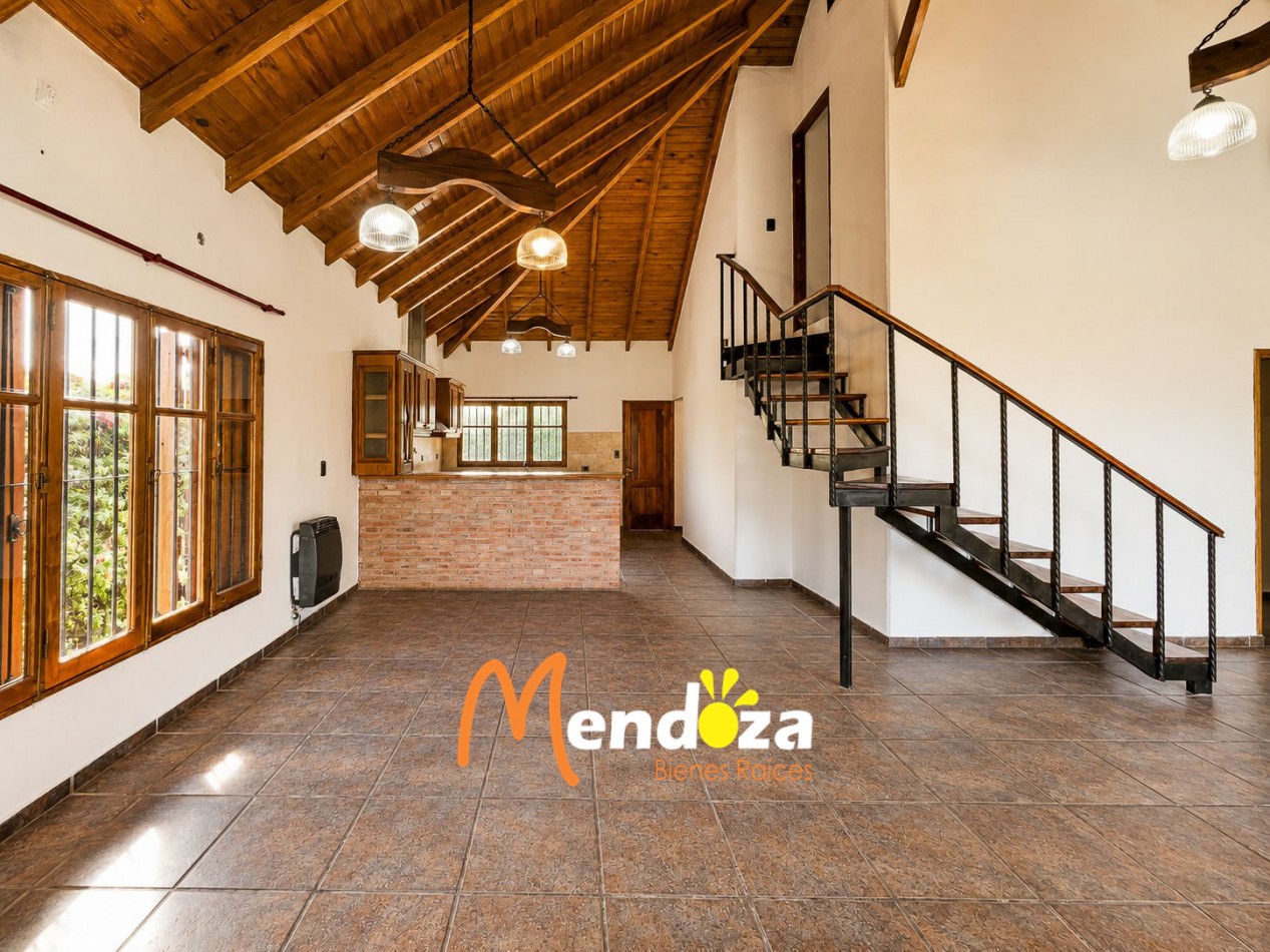 Casa en Alquiler con Piscina y Quincho en Las Paredes | Con Gas Natural