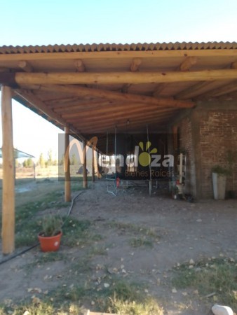 SE VENDE AMPLIA CASA DE 631 M2 CON 6, 25 HECTAREAS