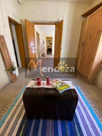 SE VENDE  CASA MIXTA ESTILO CAMPESTRE EN AMPLIO TERRENO CON DESPENSA DE MATERIAL Y GALPON 