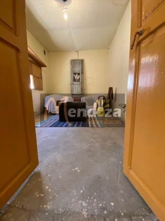 SE VENDE  CASA MIXTA ESTILO CAMPESTRE EN AMPLIO TERRENO CON DESPENSA DE MATERIAL Y GALPON 