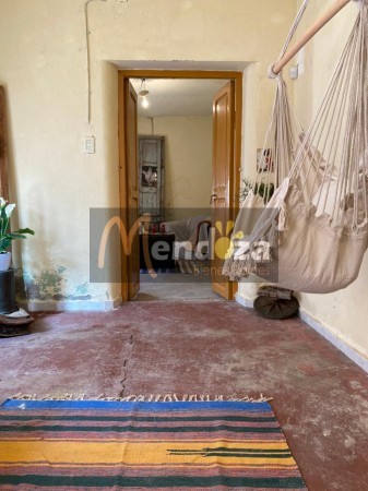 SE VENDE  CASA MIXTA ESTILO CAMPESTRE EN AMPLIO TERRENO CON DESPENSA DE MATERIAL Y GALPON 