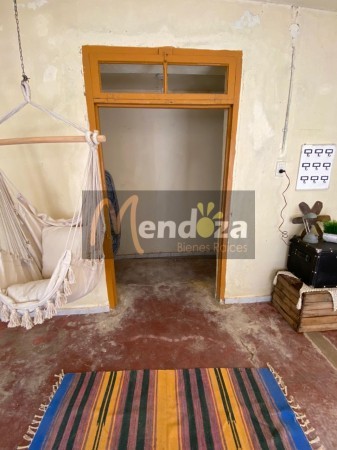 SE VENDE  CASA MIXTA ESTILO CAMPESTRE EN AMPLIO TERRENO CON DESPENSA DE MATERIAL Y GALPON 